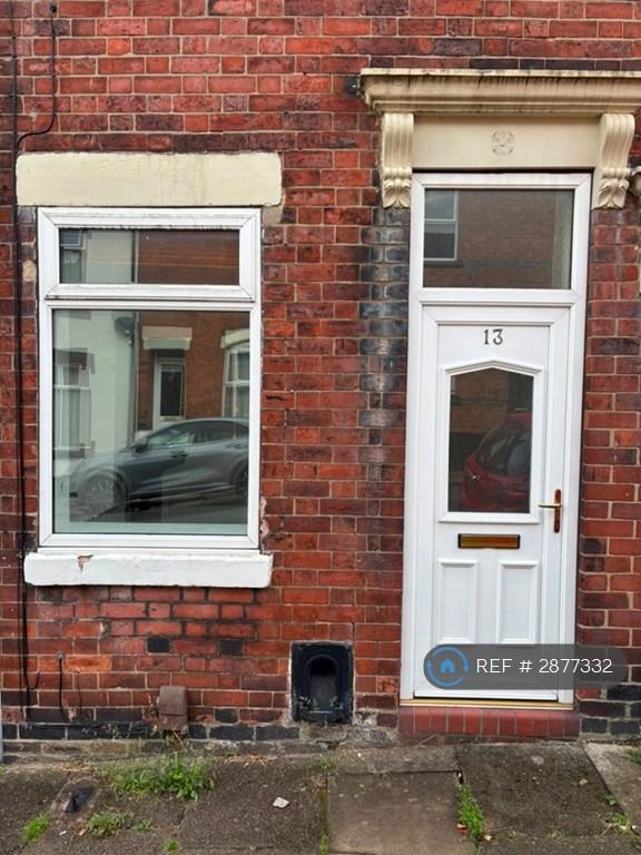 2 bedroom flat in Brighton St, Stoke-On-Trent, ST4 (2 bed) (#2877332)