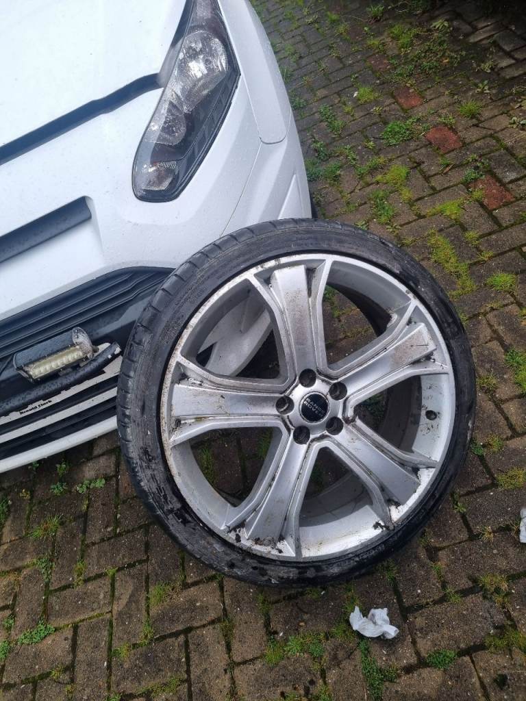 20inch range rover 5x20 fitment 