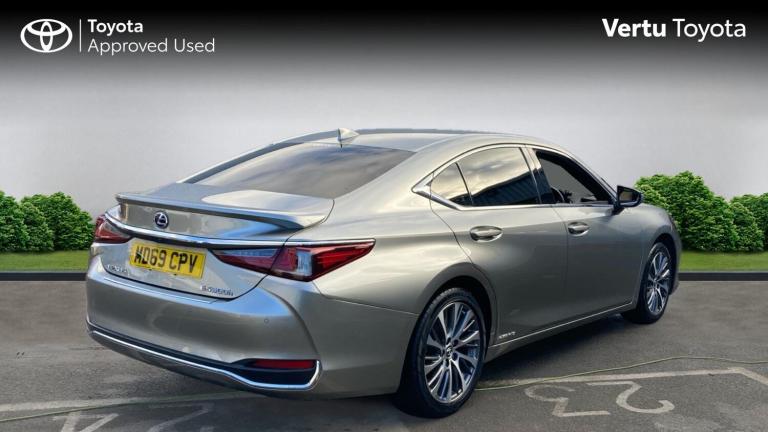 2020 Lexus ES 300h 2.5 4dr CVT SALOON PETROL/ELECTRIC Automatic