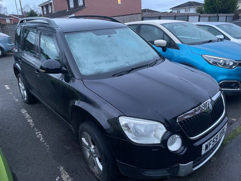 Skoda, YETI, Hatchback, 2009, Manual, 1968 (cc), 5 doors