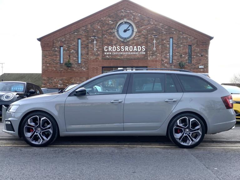 2020 Skoda Octavia 2.0 TDI vRS Estate 4x4 DSG - Apple CarPlay & Sat Nav & Black Styling Pack ESTA...