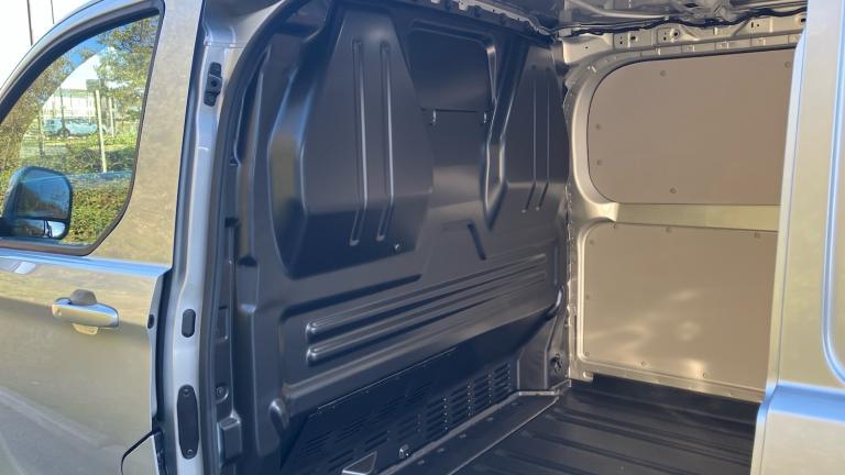 2025 Ford Transit Custom 320 L1 Petrol Fwd 2.5 PHEV 232ps H1 Van Limited Auto Van Hybrid Automatic