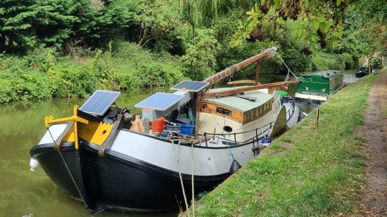 Much Admired Dutch Barge. Excellent Condition. Full Hull Survey