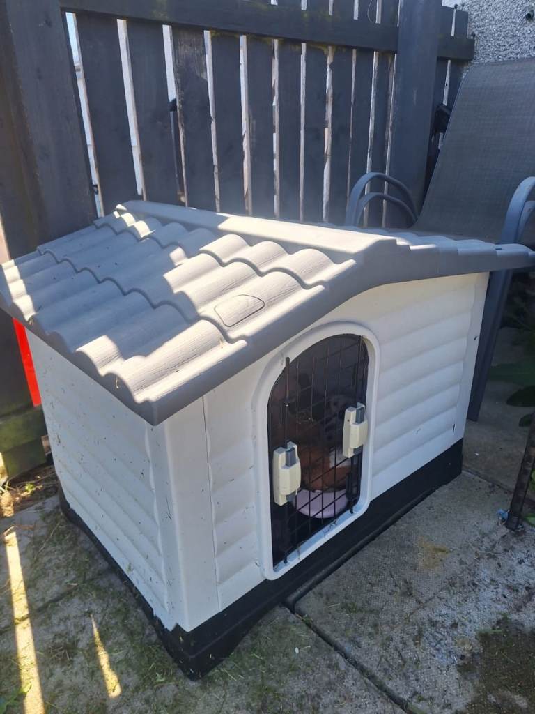Dog cage and dog house 