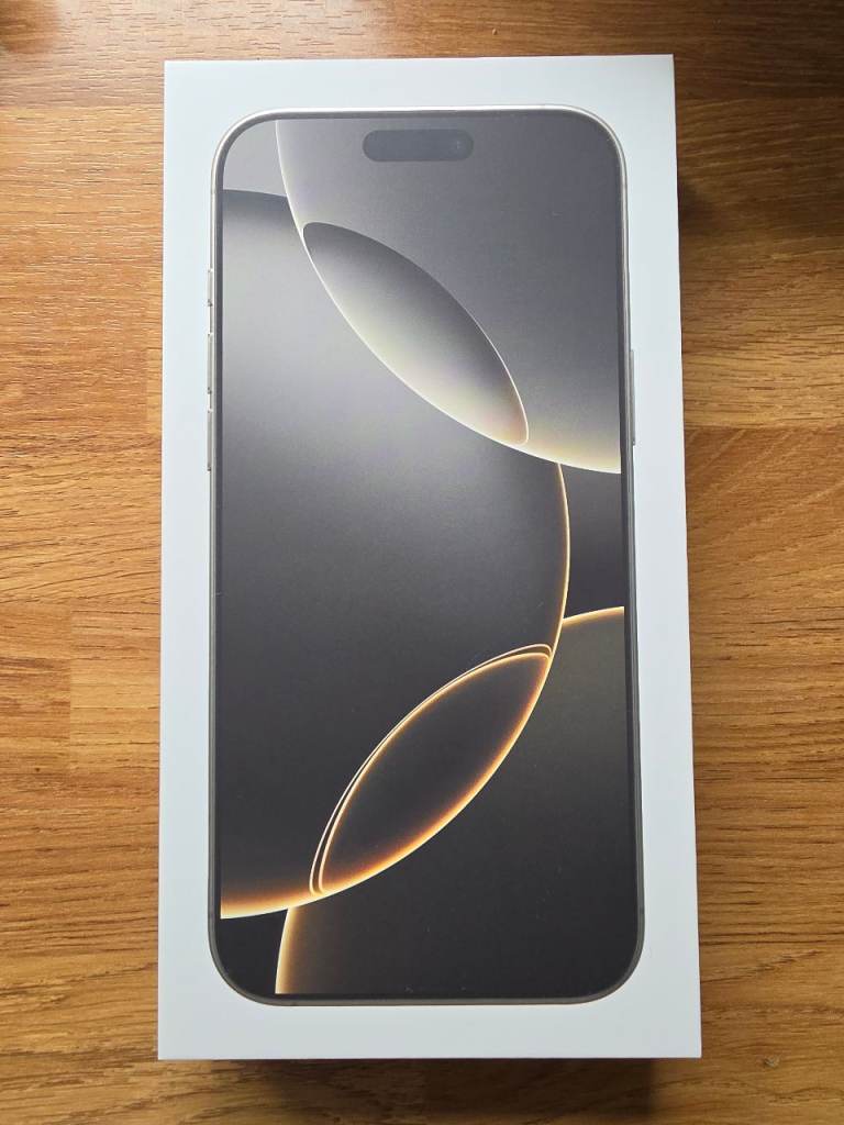iPhone 16 Pro Max - 512GB - Unlocked - Silver Titanium