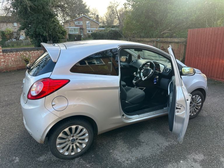 Ford, KA, Hatchback, 2011, Manual, 1248 (cc), 3 doors