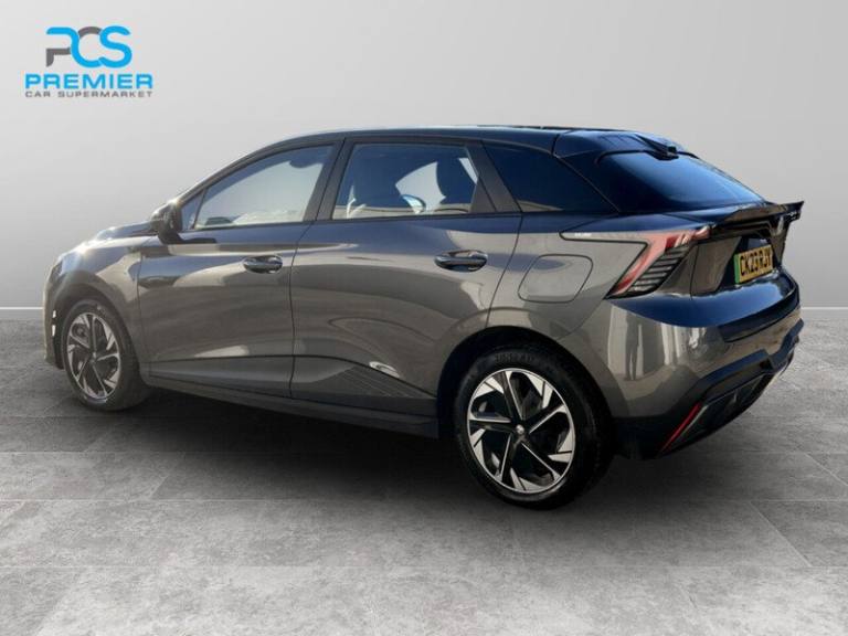 2023 MG MG4 SE Long Range Hatchback Electric Automatic