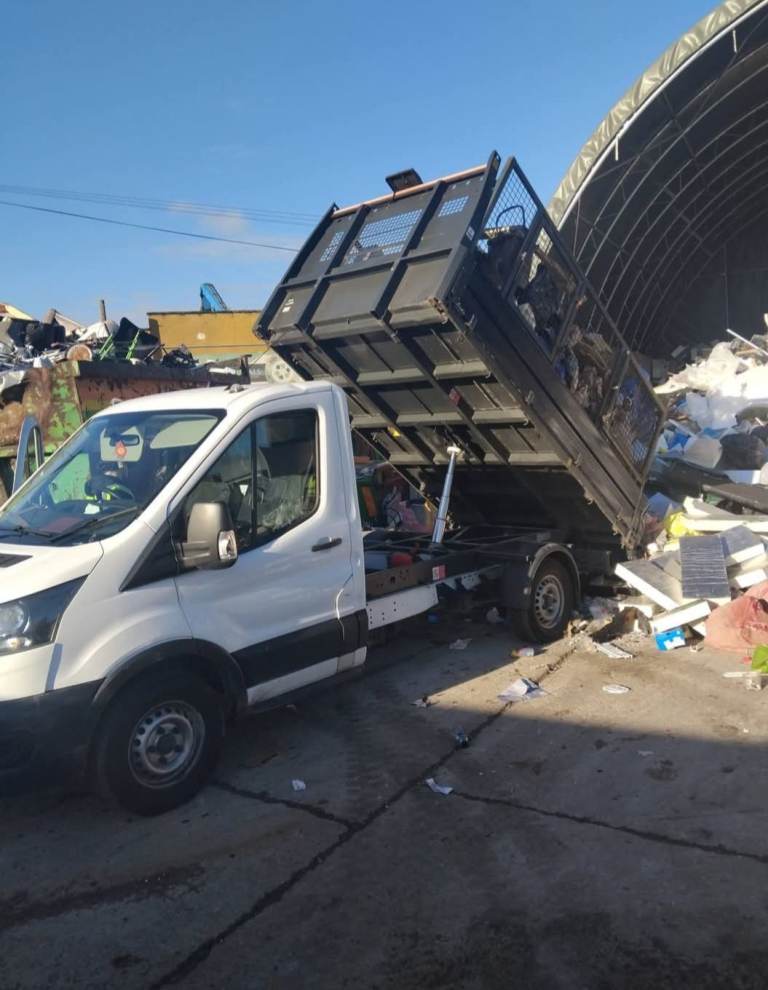 Waste Management,Waste Disposal,Rubbish Removal,Furniture Disposal,House Clearance 