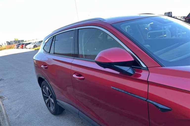 2025 MG MG HS 1.5 T-GDI Trophy SUV 5dr Petrol Manual Euro 6 (s/s) (169 ps) SUV Petrol Manual