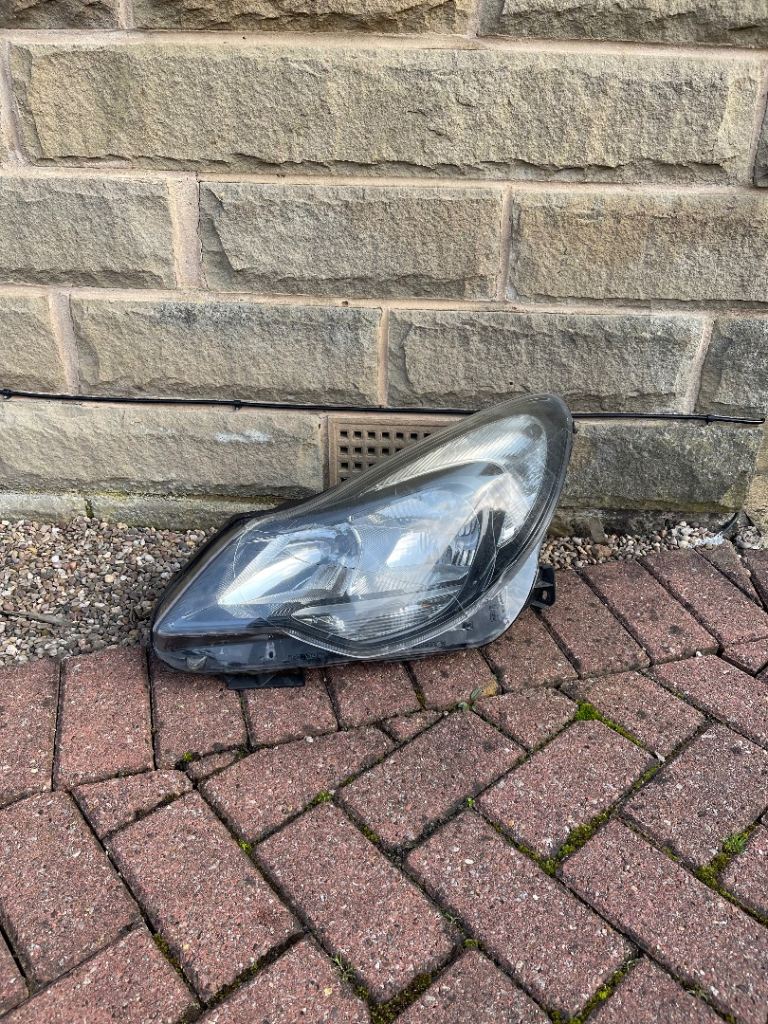 Vauxhall Corsa D Headlight