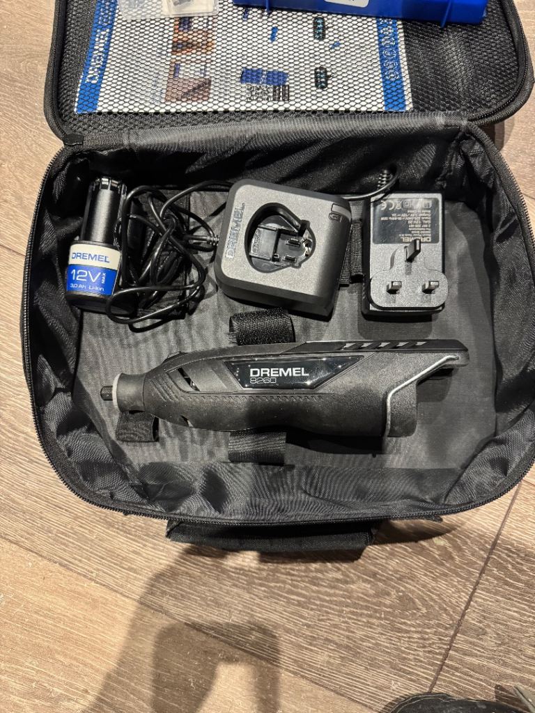 image for Dremel 8260 (brand new)