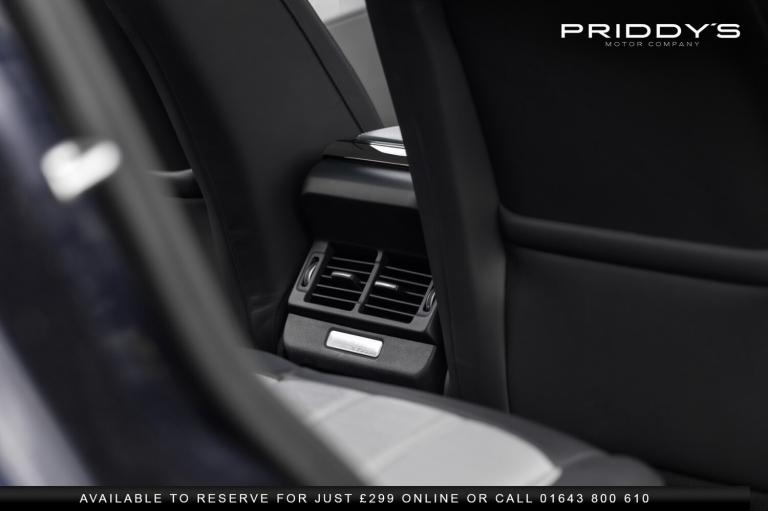 LAND ROVER RANGE ROVER EVOQUE 1.5 P300e 12.2kWh R-Dynamic HSE - Heated wheel,