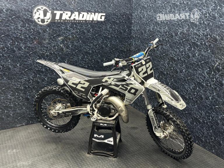 Husqvarna TC 125 2016 (MX / MOTOCROSS / ENDURO ) @ AJ TRADING