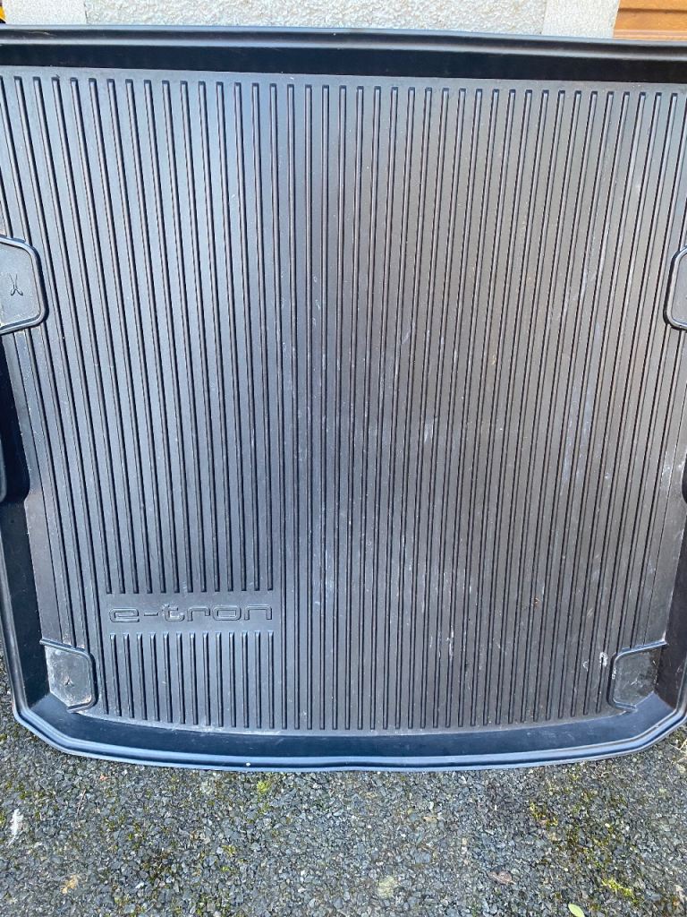 Audi Etron boot liner