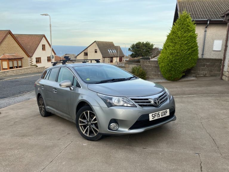 Toyota, AVENSIS, Estate, 2015, Manual, 1998 (cc), 5 doors