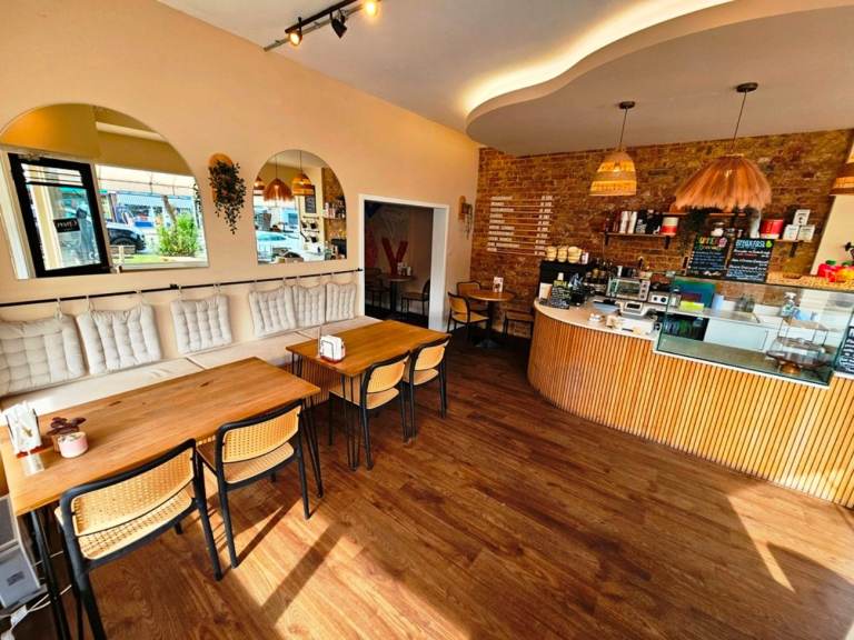 CAFE FOR SALE