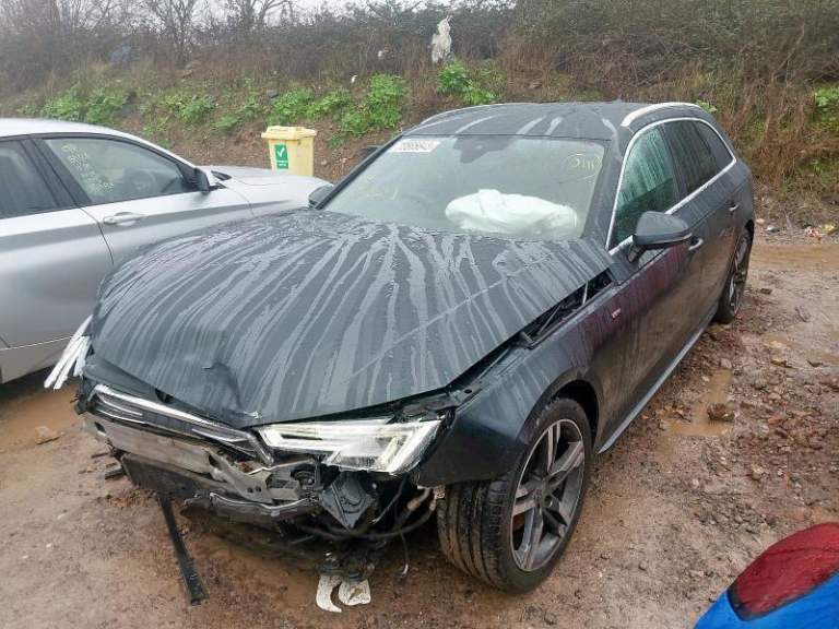 BREAKING AUDI A4 2.0 DIESEL 2017 STOCK NUMBER XY78