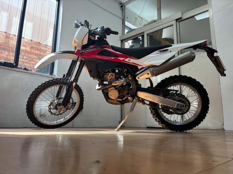 HUSQVARNA TE Red Manual Petrol 2012
