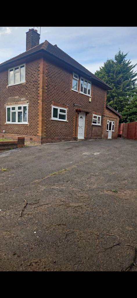 Brand new 5 bed HMO x2 on suites