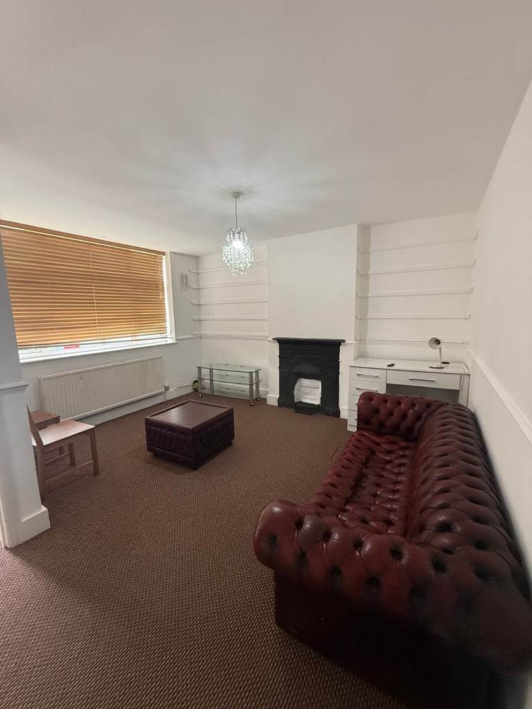BEAUTIFUL 3 BEDROOM HOUSE TO RENT IN ISLEWORTH