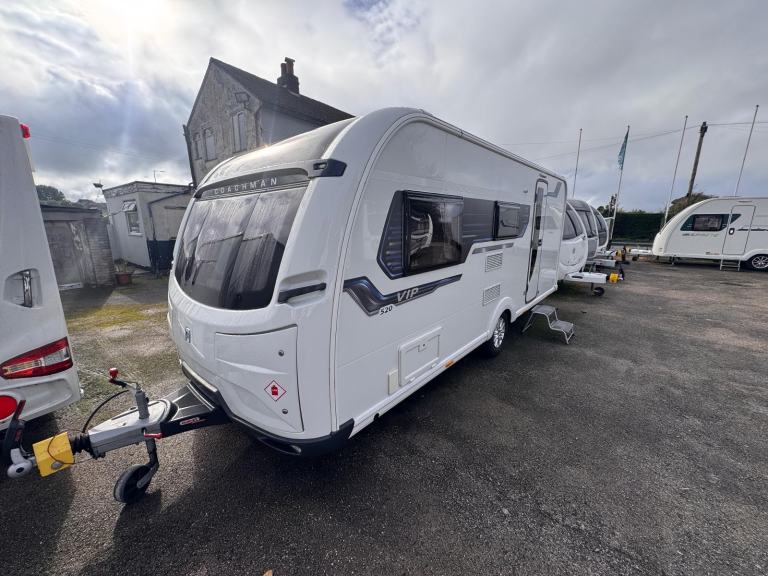 COACHMAN VIP 520 2019 MODEL 3 BERTH REAR WASHROOM TOURING CARAVAN