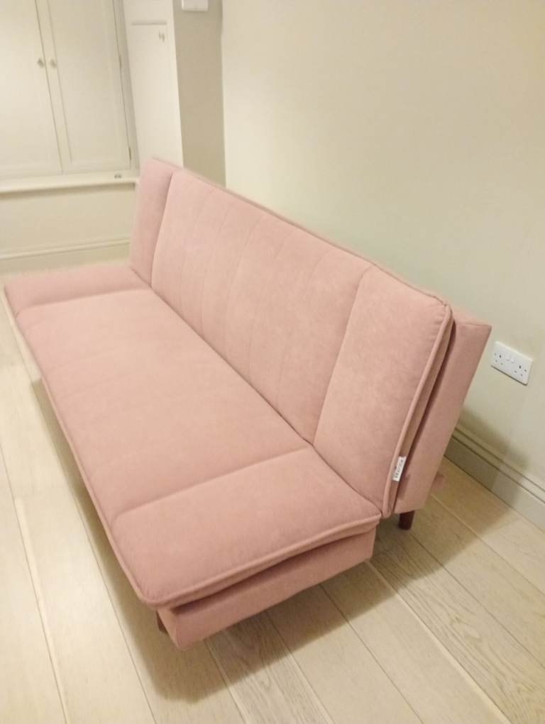 🩷 Scandinavian Style Sofa Bed 