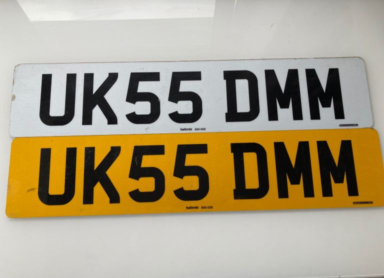 Private registration. Uk55DMM 