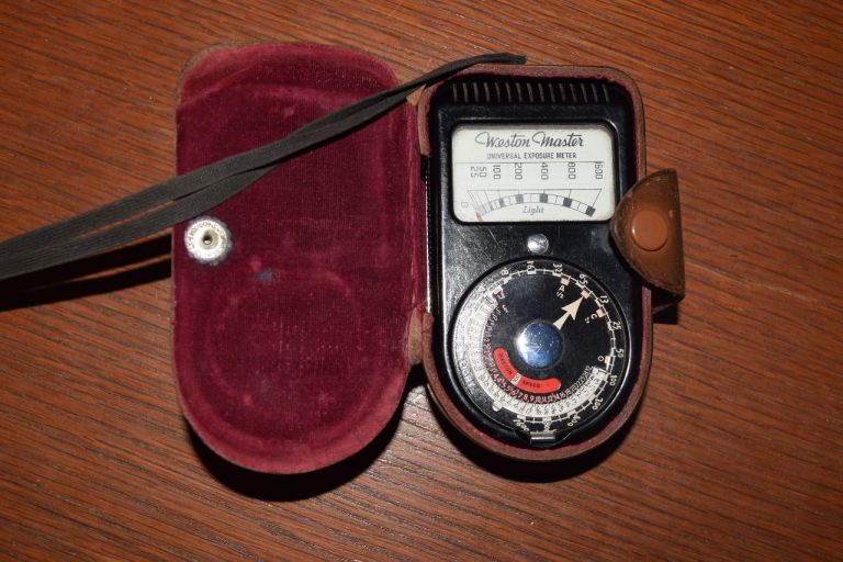 VINTAGE WESTON MASTER UNIVERSAL EXPOSURE METER