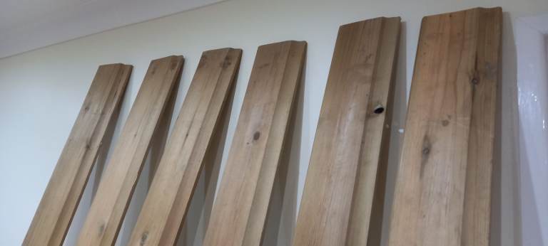 6 Skirting Boards (Light oak) only £29 -Bargain