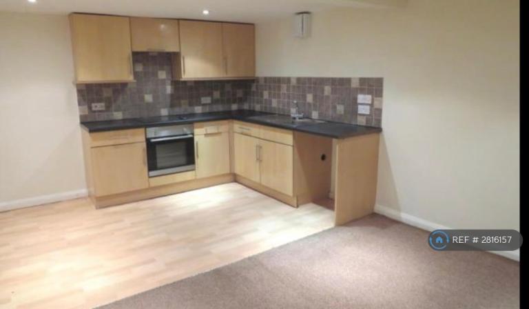 1 bedroom flat in Bolton Road, Bradford, BD2 (1 bed) (#2816157)