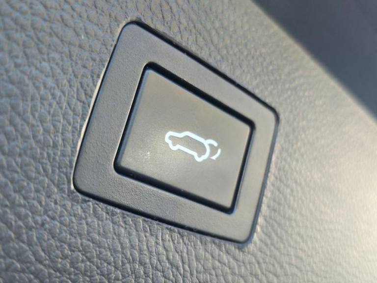 2017 Hyundai i40 1.7 CRDi Blue Drive Premium 5dr ESTATE DIESEL Manual