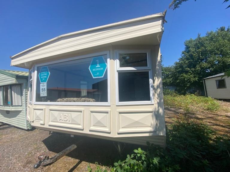 Cheap 1 Bedroom Static Caravan - Double Glazed, Electric Heaters - Offsite Use