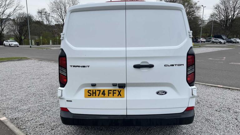 2024 Ford Transit Custom 2.5 PHEV 232ps H1 Van Trend Auto Van Plug-In Hy Automatic