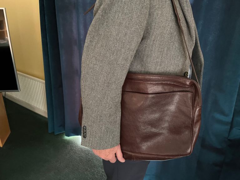 Men's Italian quality Messenger bag