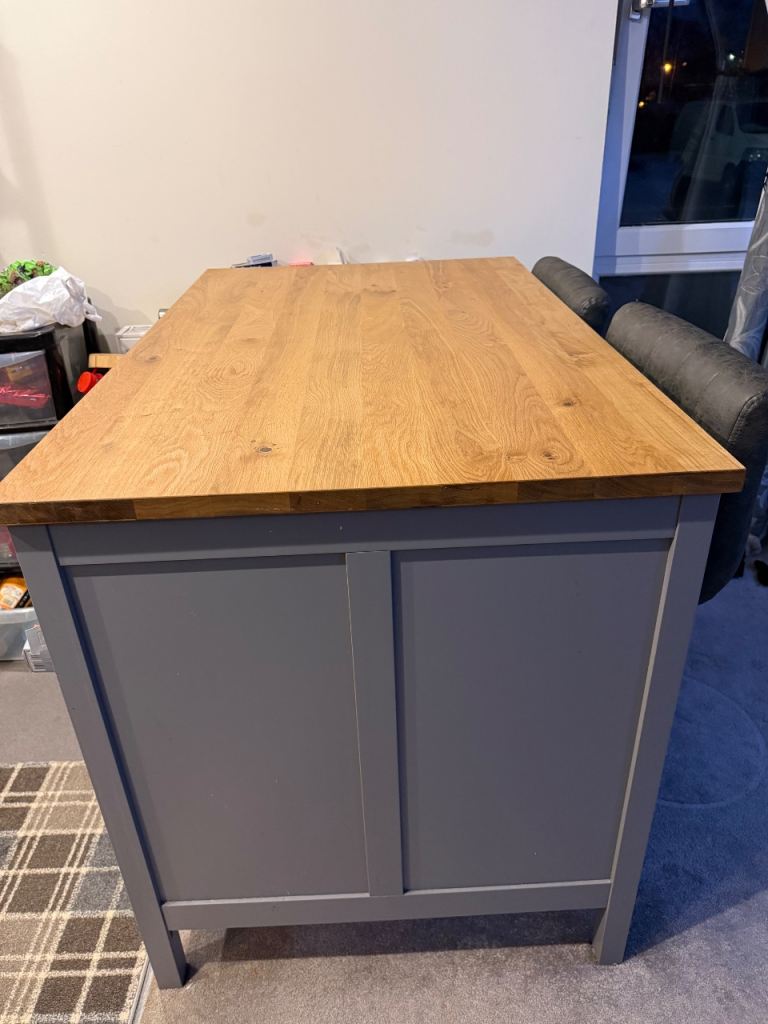 Ikea kitchen island and bar stools 