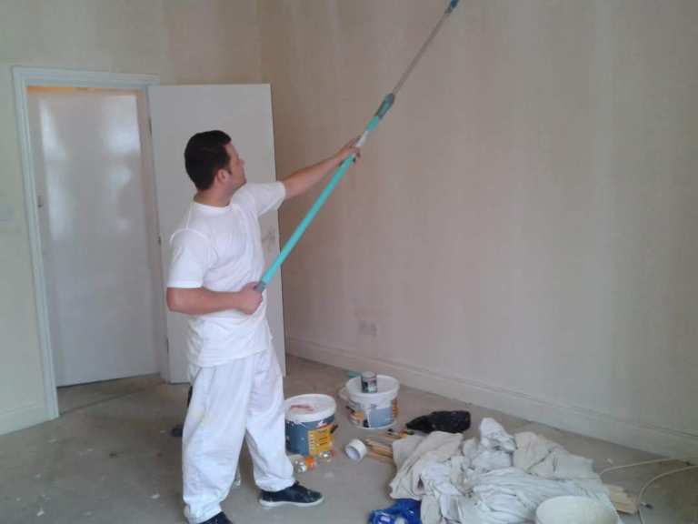 Painter ,Tiler,Wallpaper,Electrician, Plumbing,Wood Flooring ,Rendering