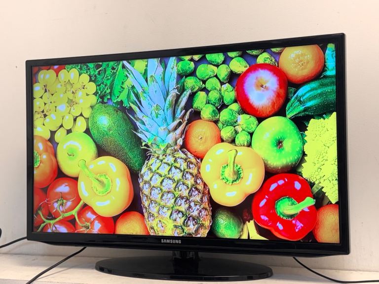 image for Samsung 32” Led   Full Hd 1080P tv   Freeview Hdmi   Good condition-  Not Smart