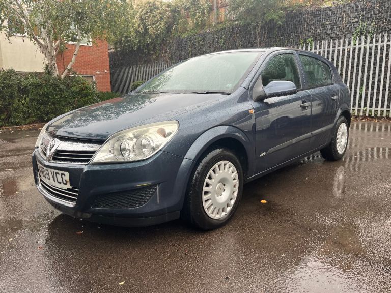 VAUXHALL ASTRA AUTOMATIC 1.8 PETROL 5 DOOR * ULEZ COMPLIANT *