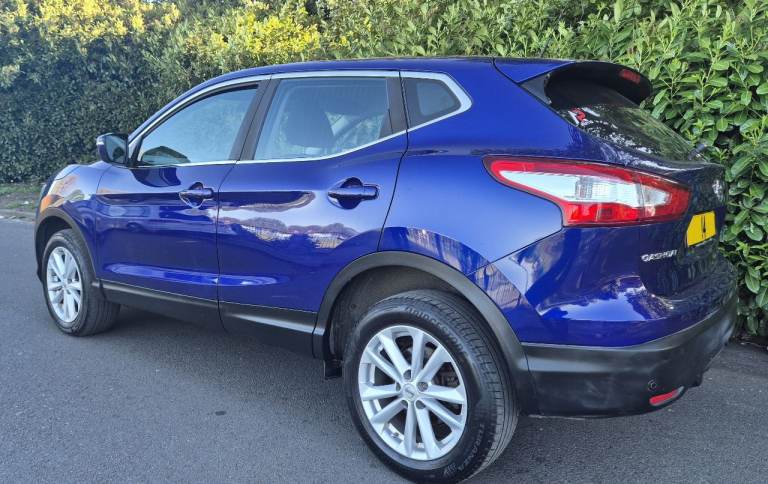 Nissan Qashqai Acenta Smart VIS DCI 5 Door Hatchback 1.5 2014 Diesel 6 Speed Manual EURO 5