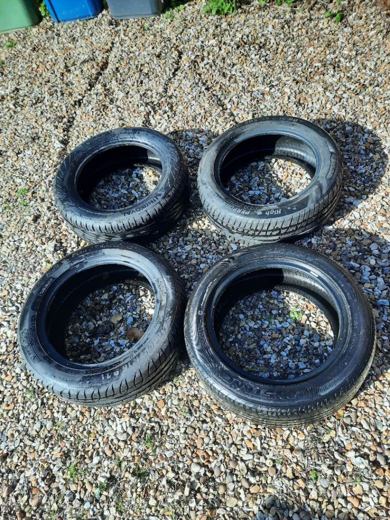 Car tyres