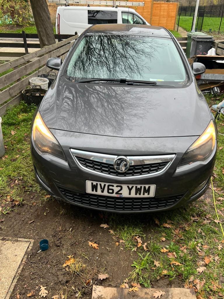 Vauxhall, ASTRA, Hatchback, 2012, Manual, 1598 (cc), 5 doors