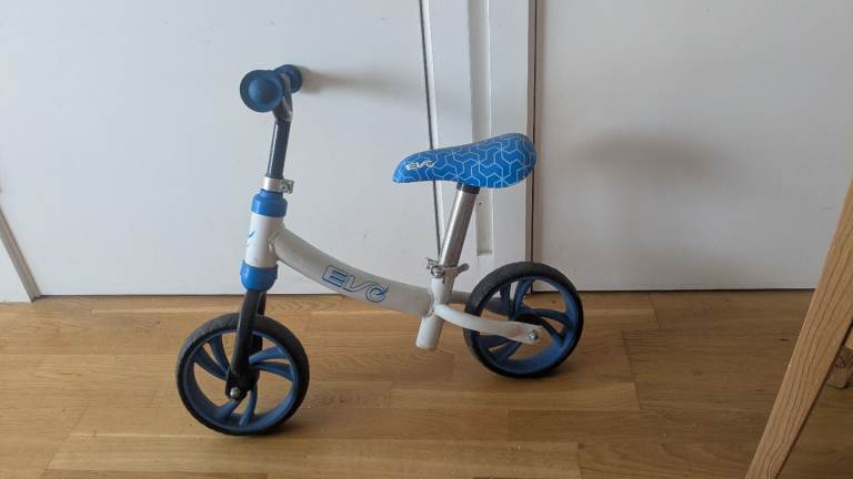 Evo balance bike 