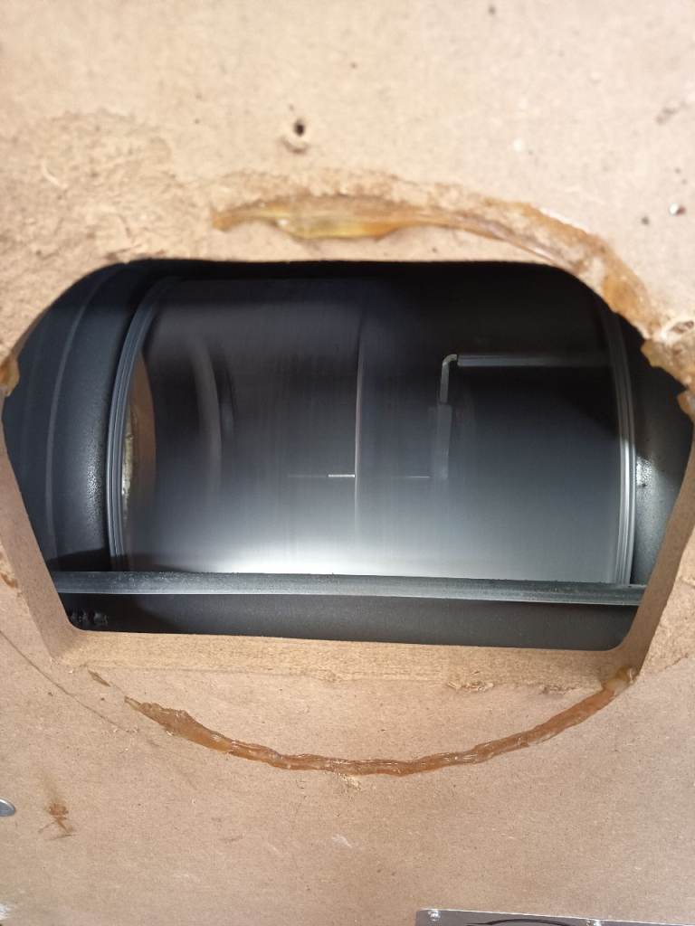 QBOX 4250 MDF box fan