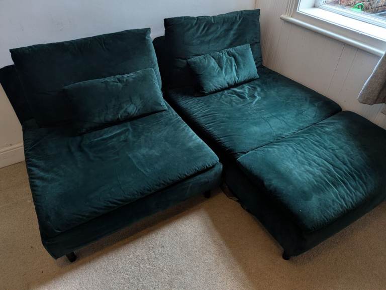 IKEA Soderhamn Sofa with chaise longe. Green velvet.