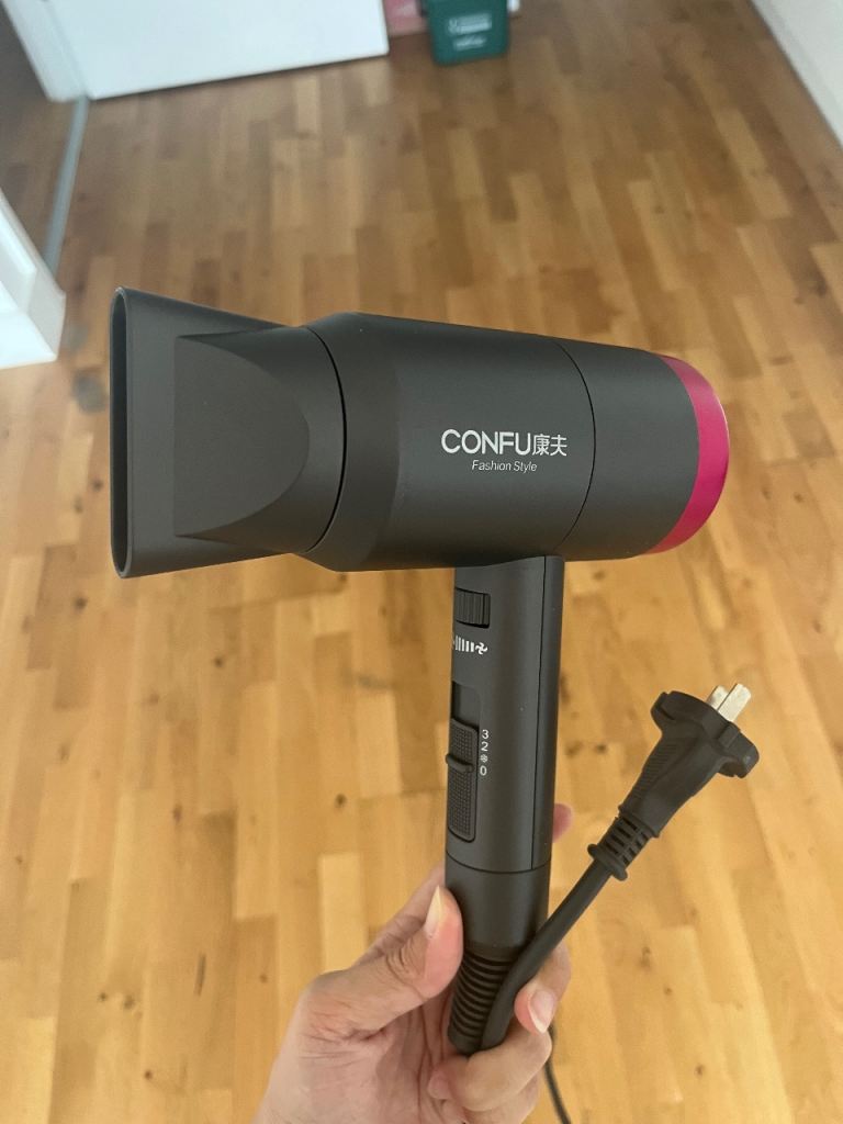 Confu Hairdryer - adaptor needed
