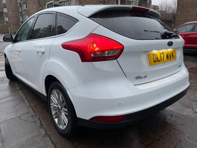 Ford, FOCUS, Hatchback, 2017, Manual, 999 (cc), 5 doors