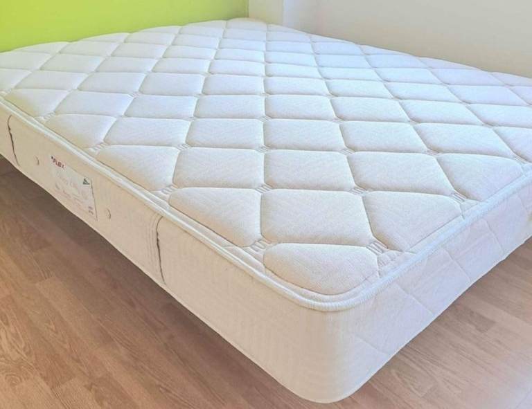 Dreamers comfortable mattress 