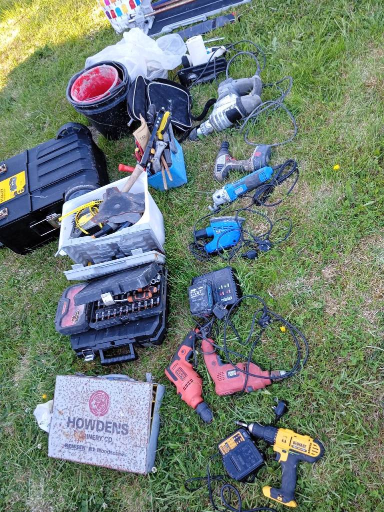 Tools for sale as individual or group (my dad passed and im emptying shed) 