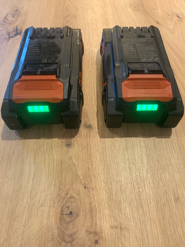 2 X Hilti B22 4.0 Li-ion batteries 