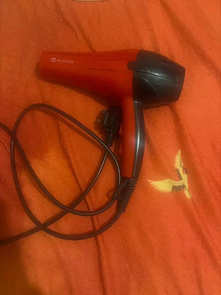 Goodtec Red Hair Dryer – Good Condition
